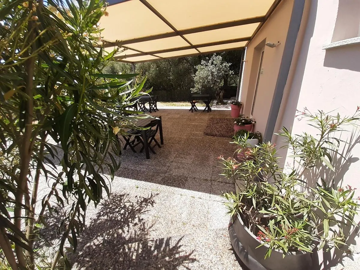לינה וארוחת בוקר סאן תאודורו Sole E Sale 2