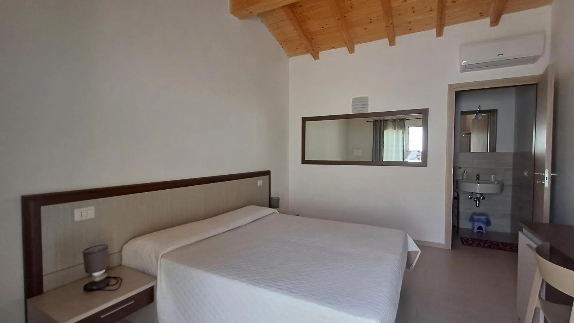 サン・テオドーロ Sole E Sale 2 Bed & Breakfast イタリア